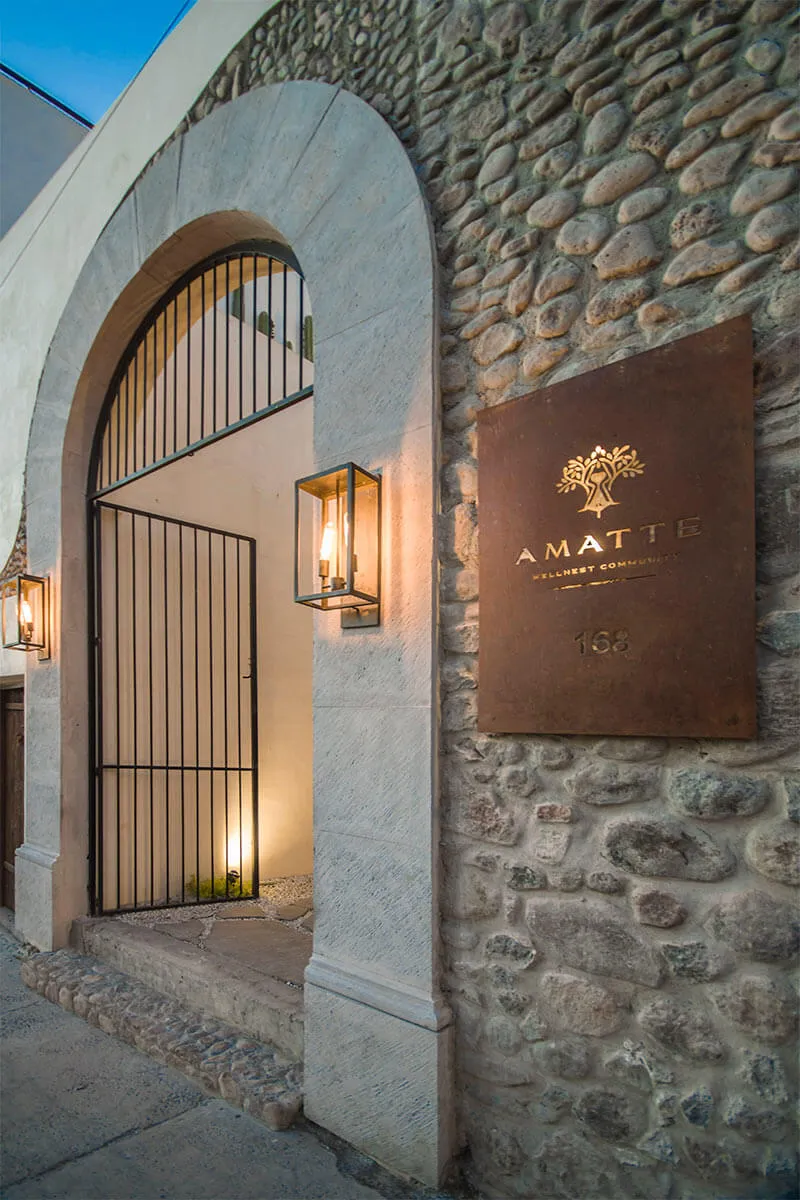 Centro histórico vs. zona alta: ¿dónde hospedarse?