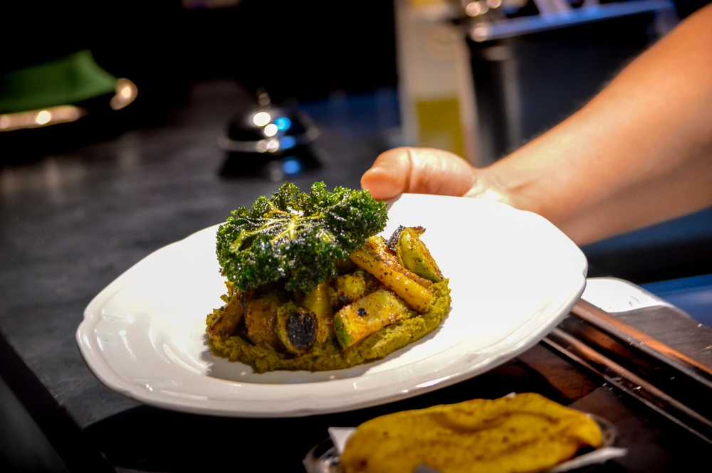 Tasting Menu at La Cantina Contemporánea (Hacintto) — moment 3