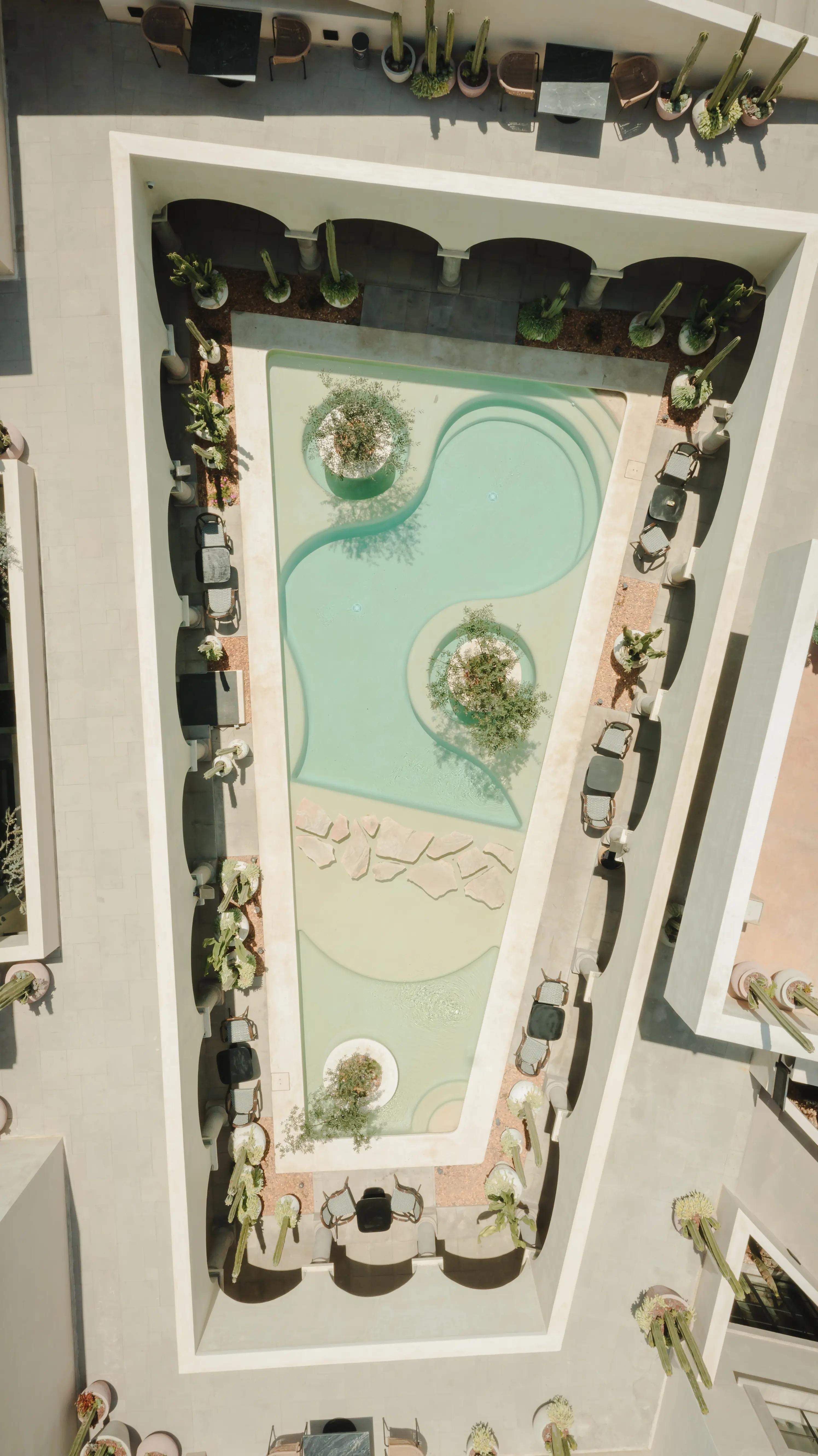 POOL PARTY CLUB