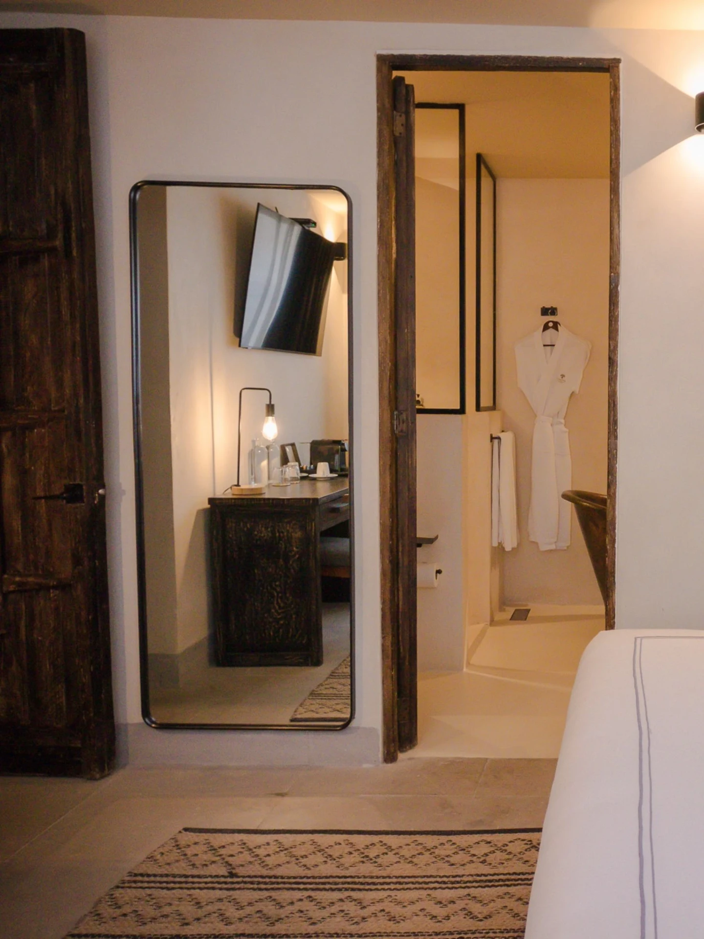 Junior Suite Amatté — Espejo