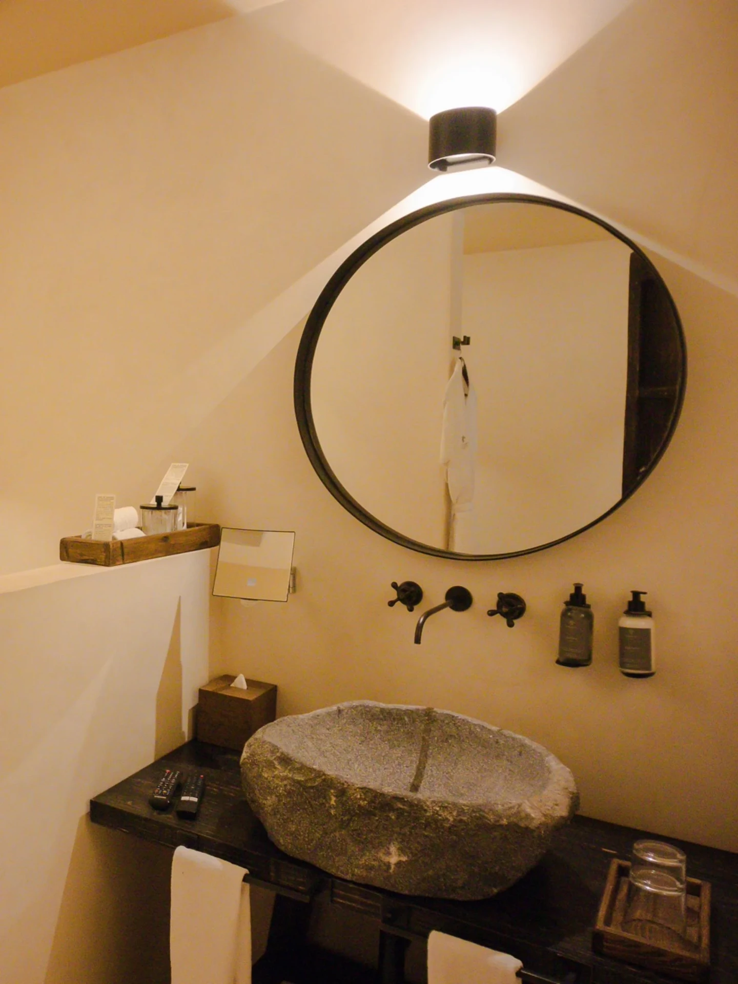 Master Suite — Baño