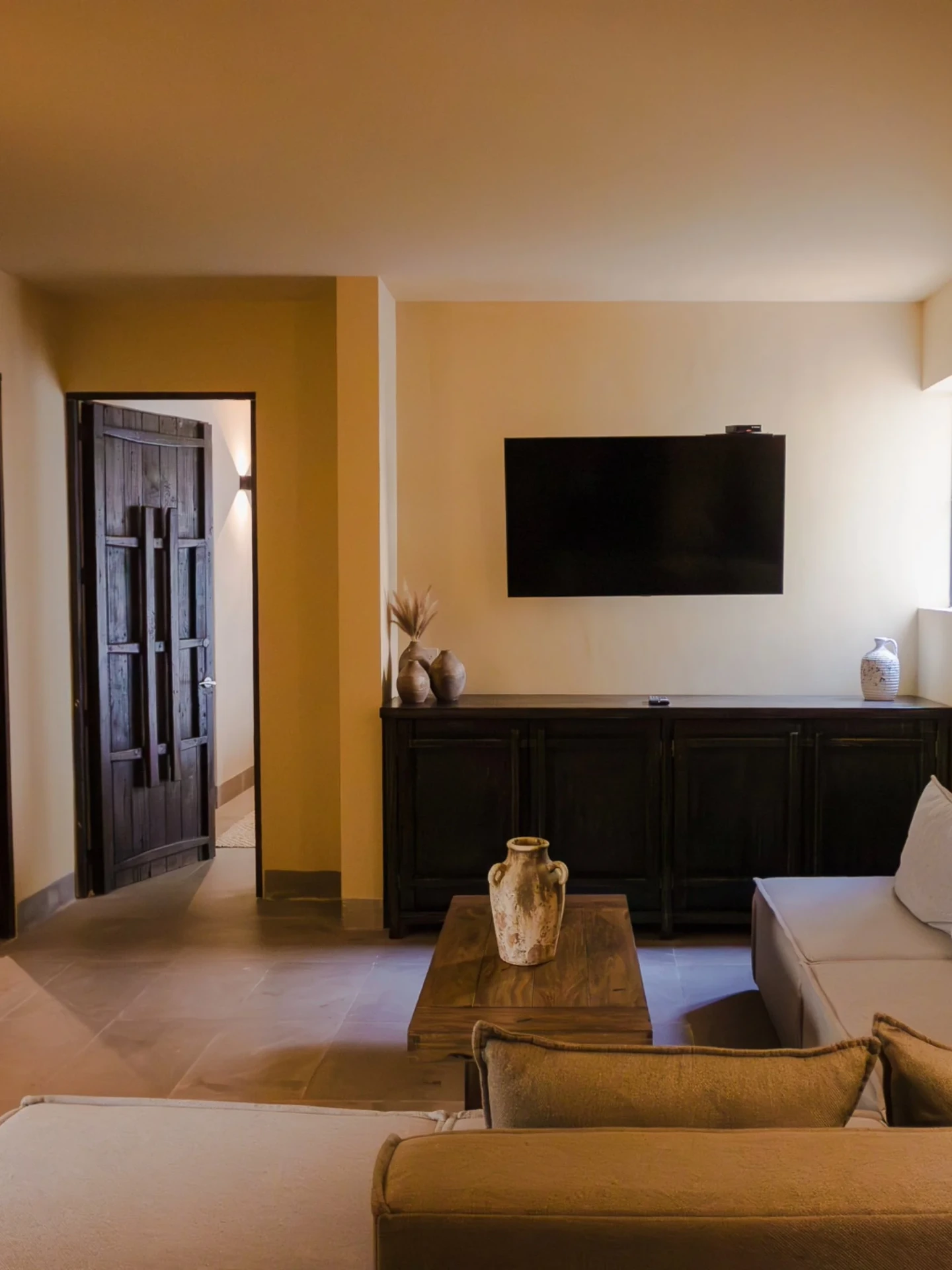 Master Suite — Estancia